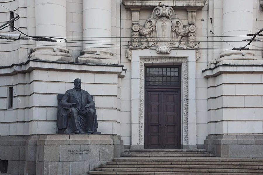 #БългарияЗаБългария: Социално отговорни, макар и социално изолирани