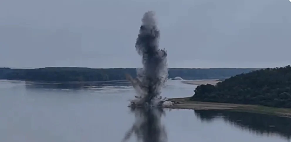 Румъния взриви скала в Дунав, за да осигури вода за АЕЦ "Черна вода"