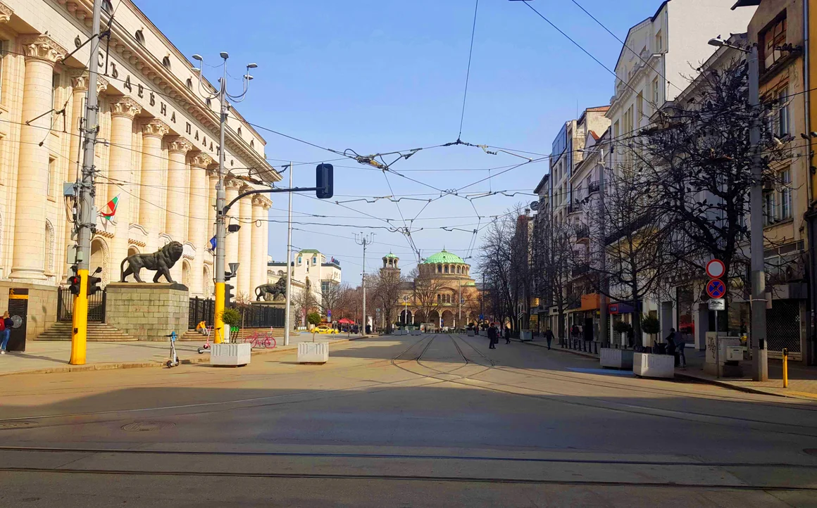 Карантината трябва да продължи поне 12 седмици, за да спаси животи