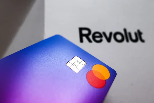 НОИ вече може да превежда обезщетения по Revolut