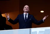 ФИФА отрече Инфантино да е имал връзка със своя служителка и нападна УЕФА