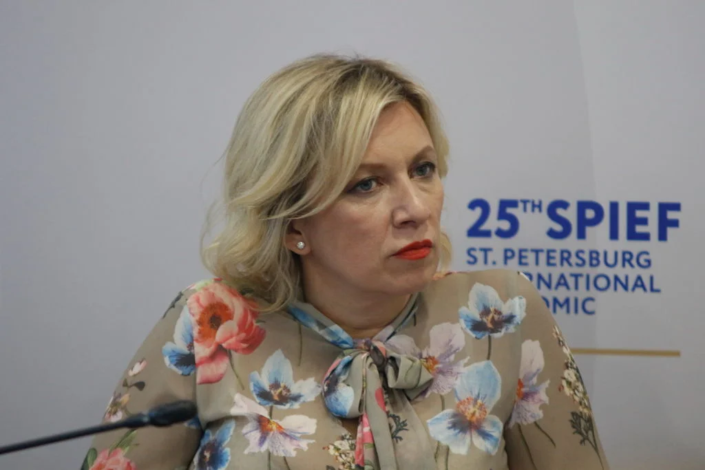 Мария Захарова написа песен в личен принос срещу западните санкции
