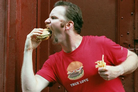 Почина създателят на Super Size Me: Човекът, който показа как бързата храна разболява