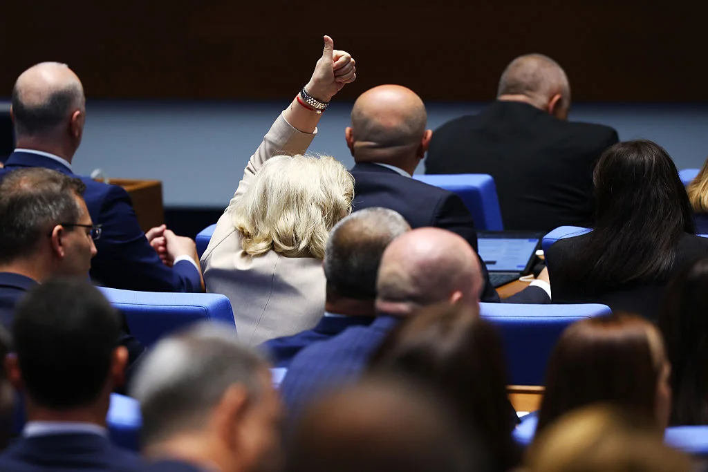 Парламентът се връща от лятна ваканция с проект за въвеждане на тестове за почтеност за чиновниците