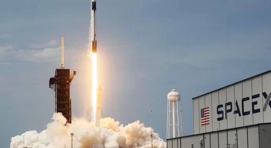 Светът се готви за борсовия дебют на SpaceX - най-скъпото IPO в историята 