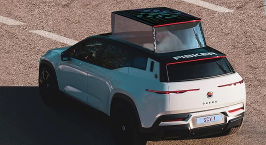 Първият електрически папамобил няма да е Tesla, а Fisker