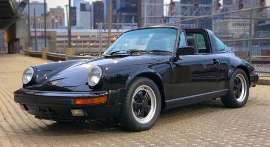 Старото Porsche 911 Targa на Том Круз се продава на търг