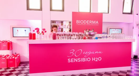BIODERMA отбеляза 30 години от създаването на първата мицеларна вода в света Sensibio H2O
