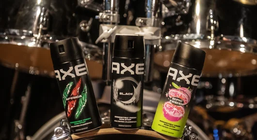 От „Титаник“ до TikTok: как AXE покори поколенията