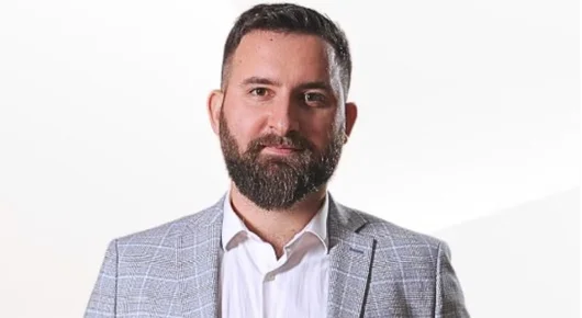 Мартин Куванджиев, който показа колко губим от заплатата си заради Бюджет 2026