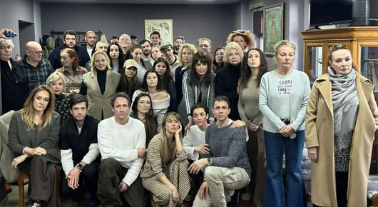 Трупата на Народния театър въстана срещу министъра в оставка - искал тайно да уволни директора