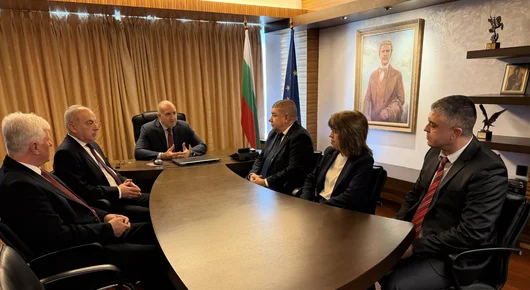 Румен Радев ще участва на изборите в коалиция "Прогресивна България"