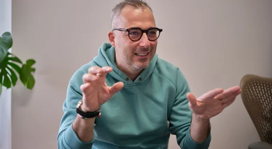 Режисьорът Тонислав Христов: В битката с фалшивите новини няма победители