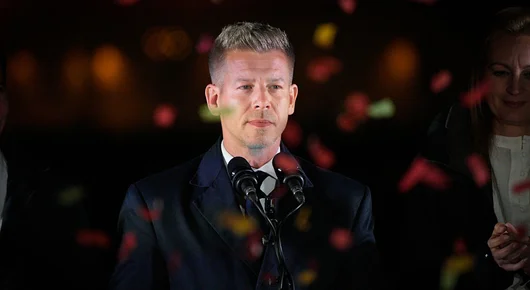 След победата Петер Мадяр поиска оставката на президента, главния прокурор и регулаторите