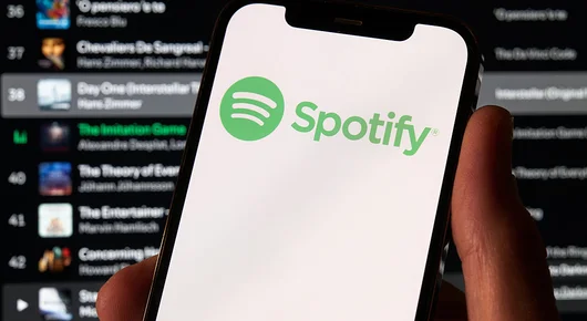 Алгоритмите на Spotify затрудняват откриването на музика от България и Източна Европа, сочи доклад на ЕС