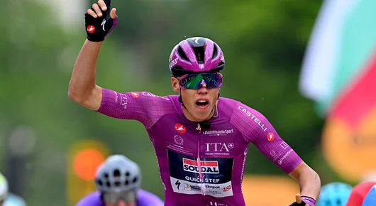 Красивият български финал. Пол Мание спечели третия етап на Giro d'Italia
