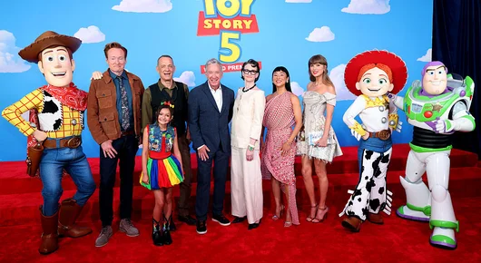 Toy Story 5 и историята за таблет в детската игра може да запише най-силния боксофис дебют за годината