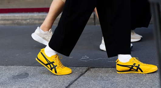 Onitsuka Tiger излиза от сянката на ASICS, след като ретро маратонките ѝ се превърнаха в глобален хит
