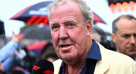 Бившият водещ на Top Gear Джеръми Кларксън се бори с „агресивен“ рак на простатата