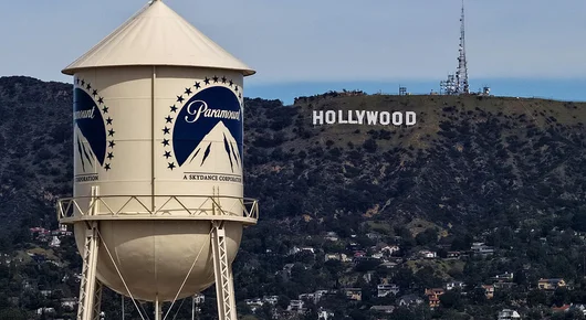 Мегасделката между Paramount и Warner Bros е поставена на пауза 