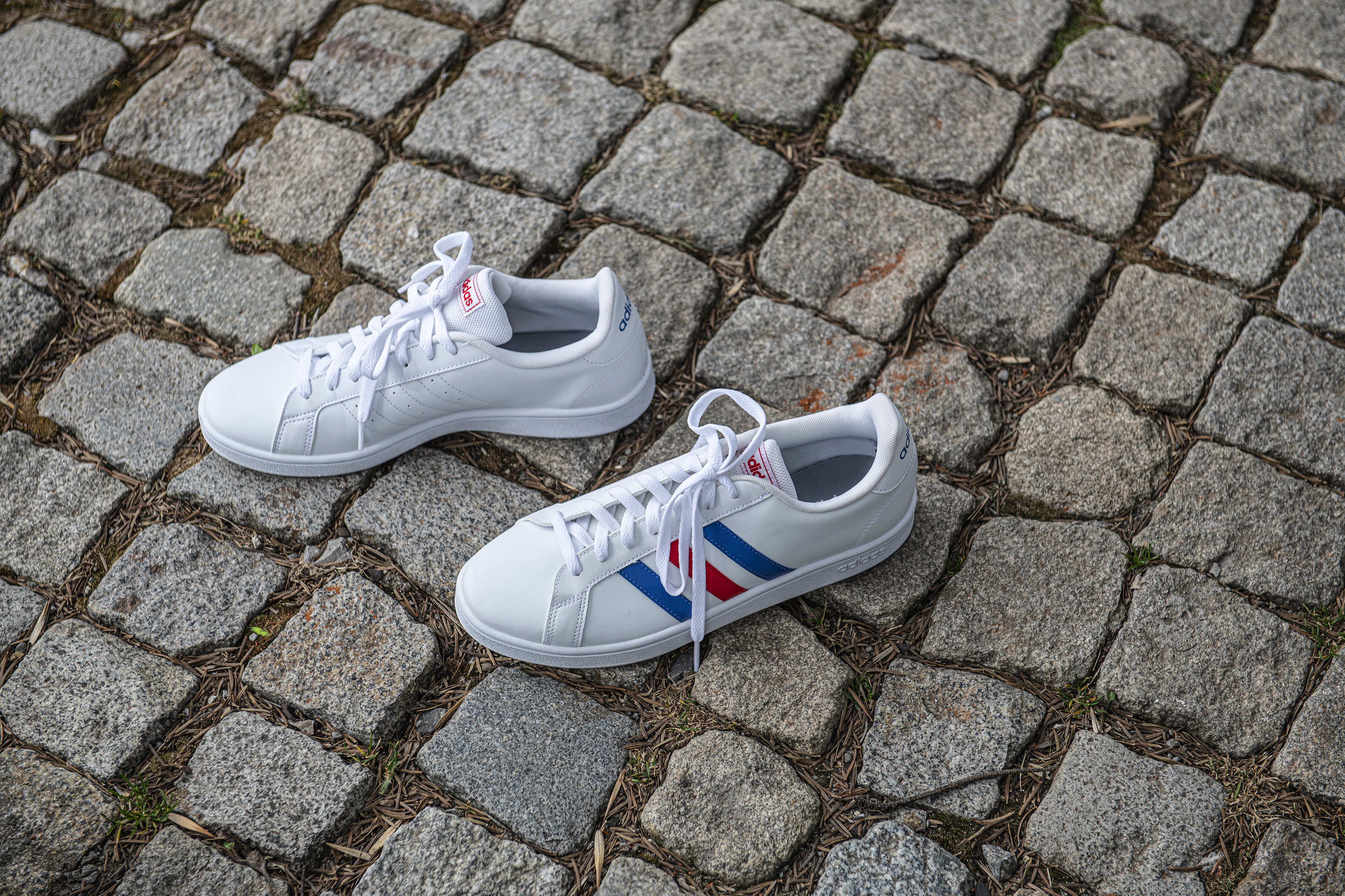 Кецове adidas бели - Deichmann