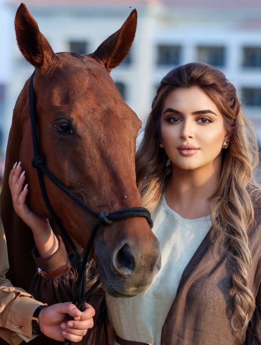 hhshmahra, Instagram Шейха Махра и конете